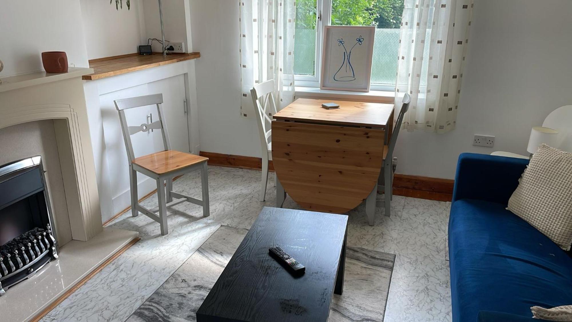 2 Bedroom Home With Driveway Close To Quayside Гейтсхед Экстерьер фото